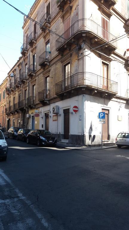 Apartament I Mici Di Emy Katania Zewnętrze zdjęcie